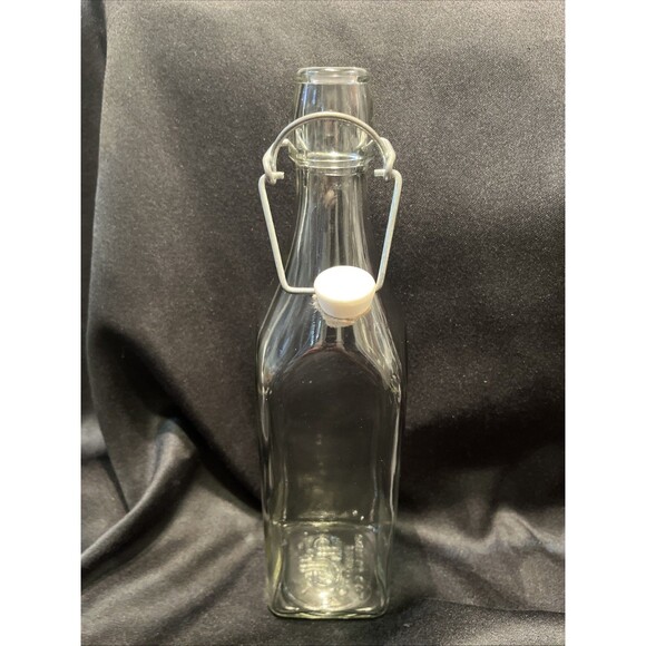 VTG AB Bev. Co. Square Glass Bottle Pitcher Jug with Metal Lock Lid Clear 12” - Picture 2 of 10